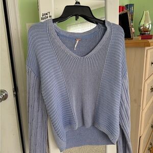 Free People Blue V-Neck Sweater with Oversized Fit